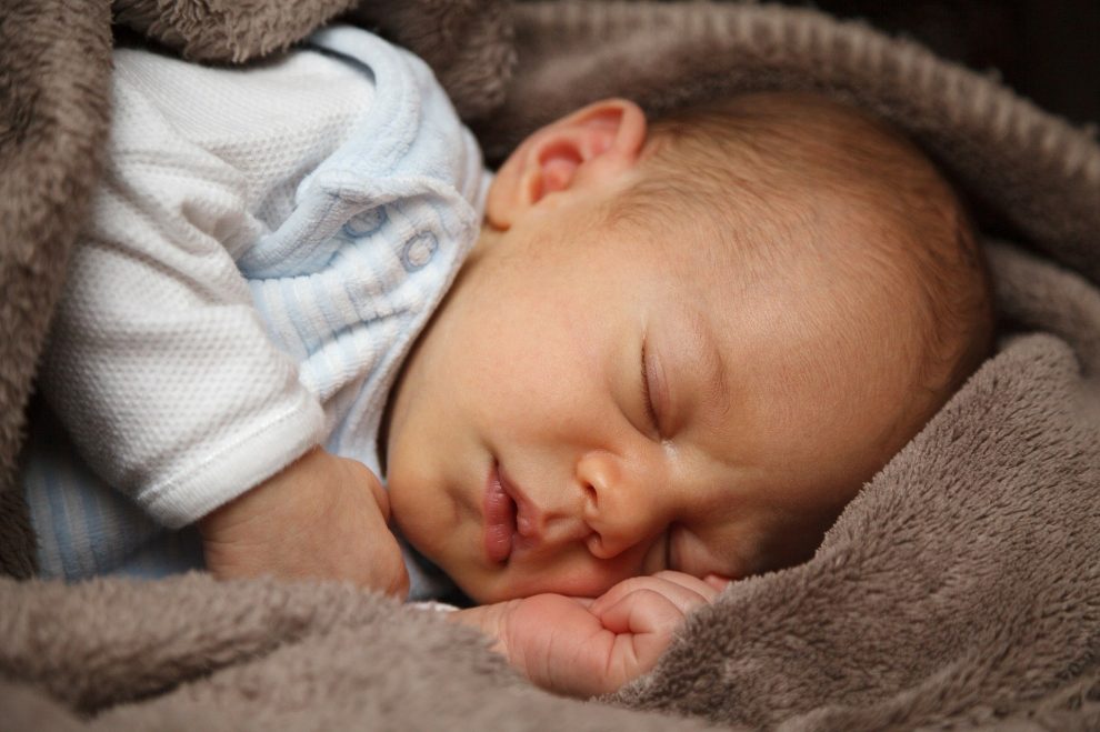 Jakie są najwygodniejsze ubranka dla noworodków i niemowląt?
